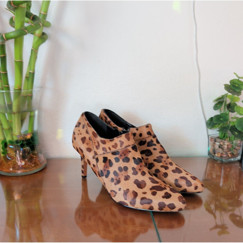 Cole Haan Womens Boot Size 11 Brown Leopard Print Calf Hair High Heel Bootie.